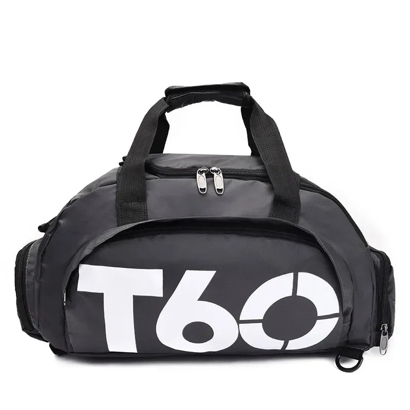 mochila preta com logo estampada branca multifuncinal para todos os tipos de treino